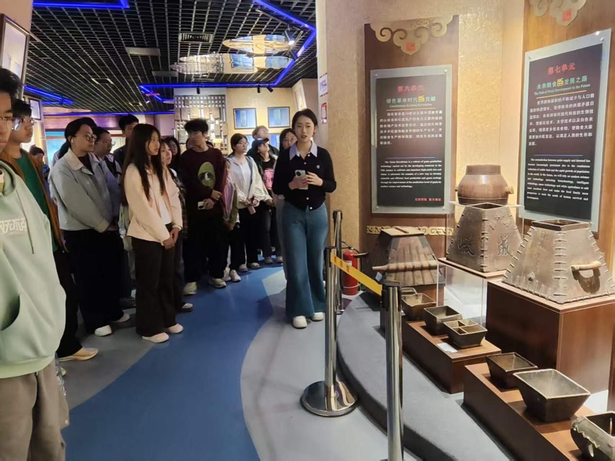 6d91ddb85cb0b6352db8da2e8cc46b88